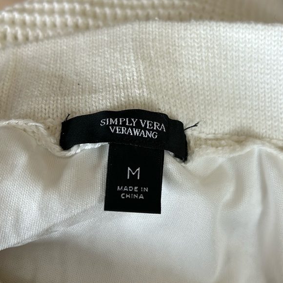 White Knit Skirt - Picture 4 of 5